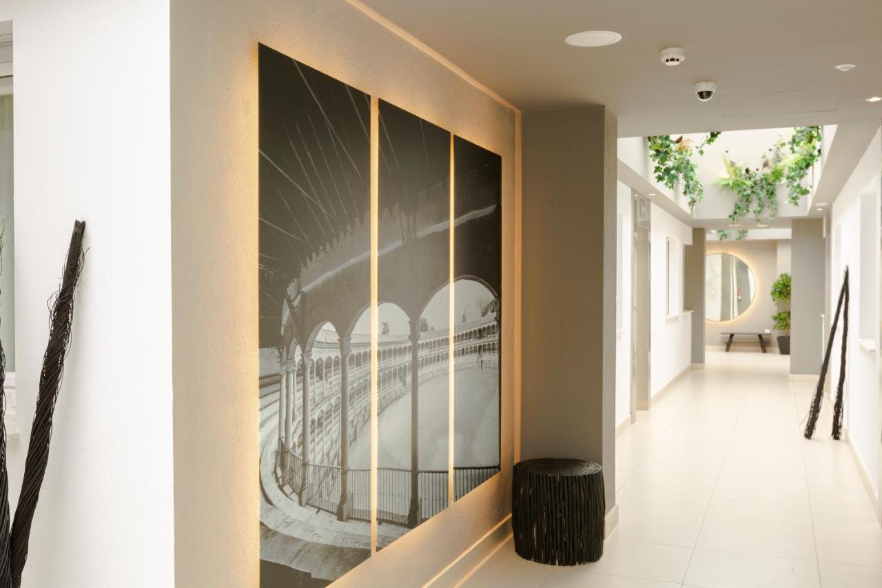 Apartamentos Martalia Arenal Ronda Dış mekan fotoğraf